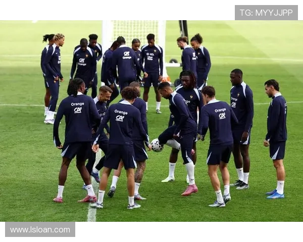 世界杯前瞻：各国强队备战情况分析，明星球员伤病恢复情况引关注