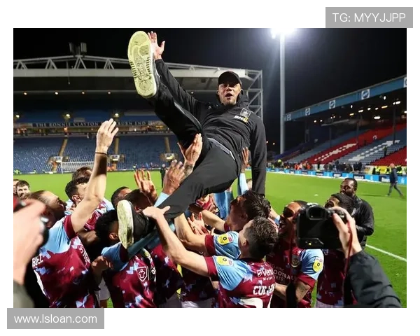 卢顿足球俱乐部崛起之路：从英格兰小镇到英超舞台的非凡征程