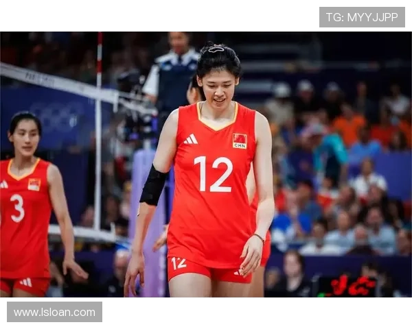 中国女排逆袭成功 3-2战胜巴西成功晋级世界杯四强 中国女排逆袭成功 3-2战胜巴西成功晋级世界杯四强