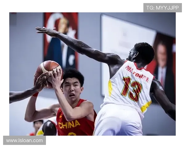 中国男篮逆转战胜韩国队 确保世界杯入场券 展现团队合作与不屈精神 中国男篮逆转战胜韩国队 确保世界杯入场券 展现团队合作与不屈精神