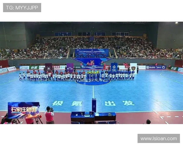 中国足球联赛新赛季开幕 各队阵容升级激战正酣 争冠形势愈加激烈 中国足球联赛新赛季开幕 各队阵容升级激战正酣 争冠形势愈加激烈