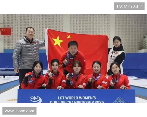 中国队强势夺冠掀起全民热潮年轻球员闪耀赛场展现新时代风采