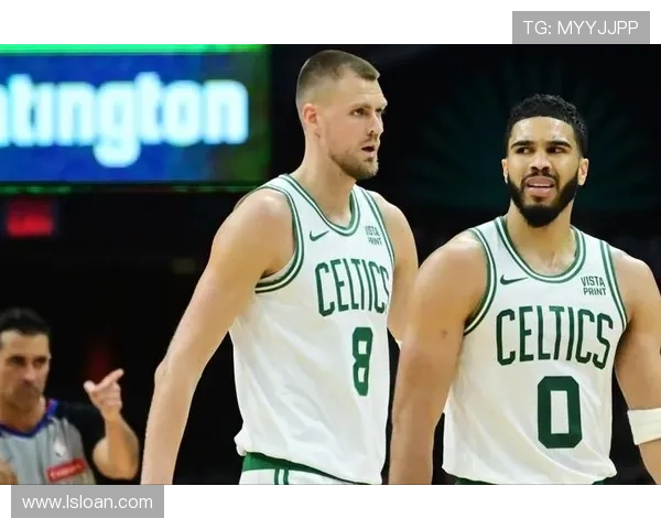 凯尔特人队重返巅峰之路 从复兴到冠军争夺的全新征程 凯尔特人队重返巅峰之路 从复兴到冠军争夺的全新征程