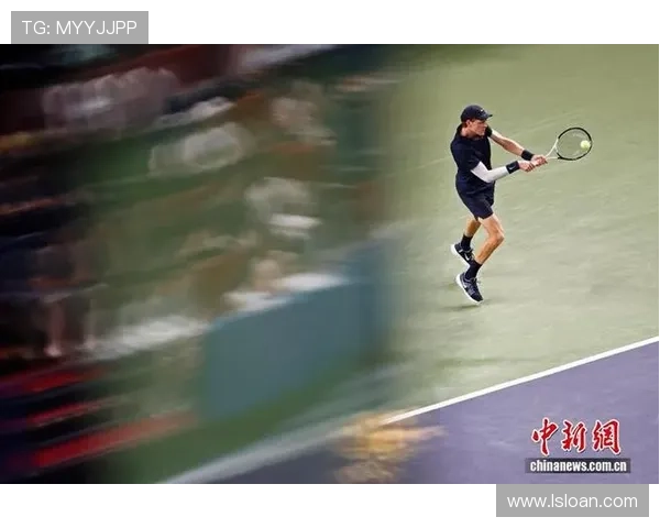 网球赛场风云再起:全球顶尖选手激战正酣,谁能笑傲群雄夺冠 网球赛场风云再起:全球顶尖选手激战正酣,谁能笑傲群雄夺冠