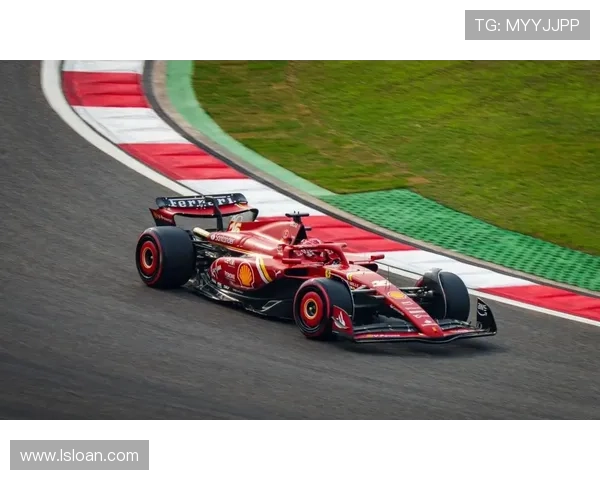 F1赛季最新动态：车队战略调整与选手表现引发热议