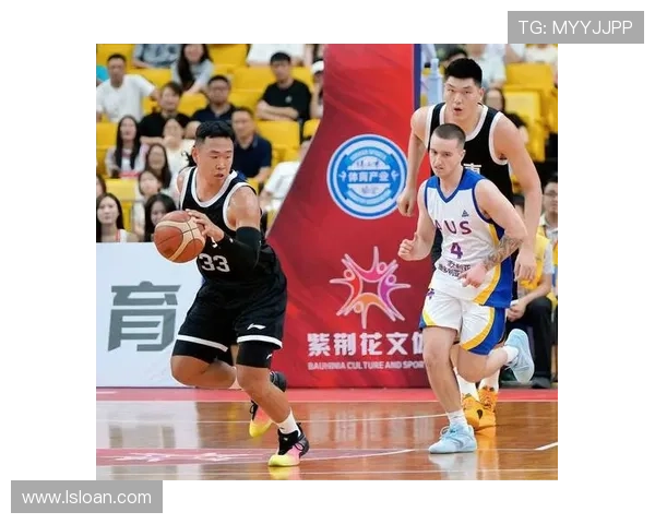 中国男篮迎战美国队,备战世界杯冲击历史性突破,全力拼搏再创佳绩 中国男篮迎战美国队,备战世界杯冲击历史性突破,全力拼搏再创佳绩