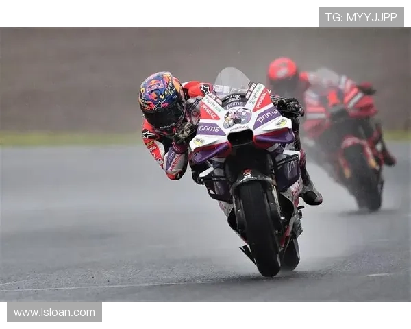 摩托大奖赛赛季最新动态焦点升级各强队激烈角逐年度总冠军之争