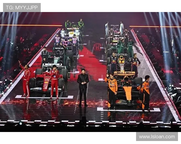 新赛季F1车队竞争加剧多支劲旅展示突破性能引发全球车迷热议潮流 新赛季F1车队竞争加剧多支劲旅展示突破性能引发全球车迷热议潮流