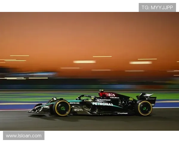 F1新赛季格局生变豪门车队竞争全面升级车手表现引发关注热议