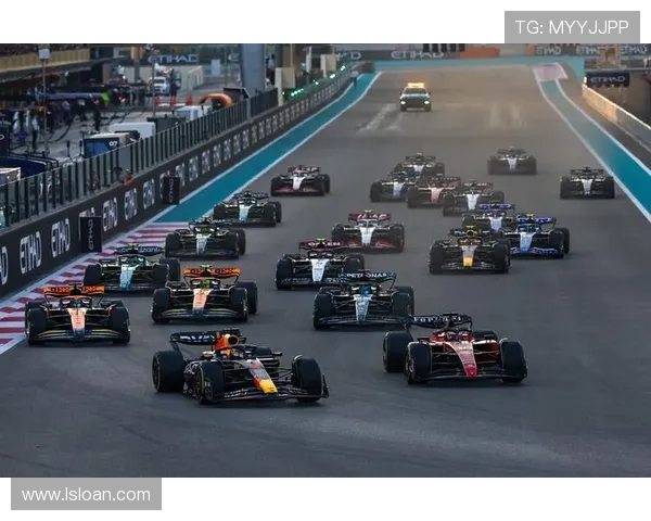 F1新赛季格局生变红牛法拉利激战车手争冠悬念升级围场风云再起